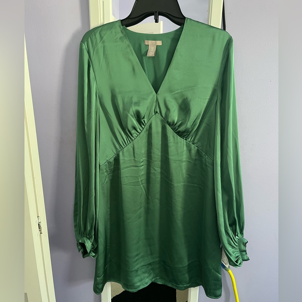 H&M Long Sleeve Green Dress